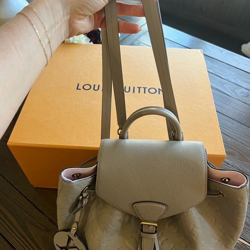 LOUIS VUITTON Empreinte Montsouris NM Backpack Tourterelle - Picture 5 of 14